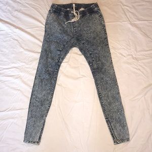 Pacsun stacking skinny joggers!